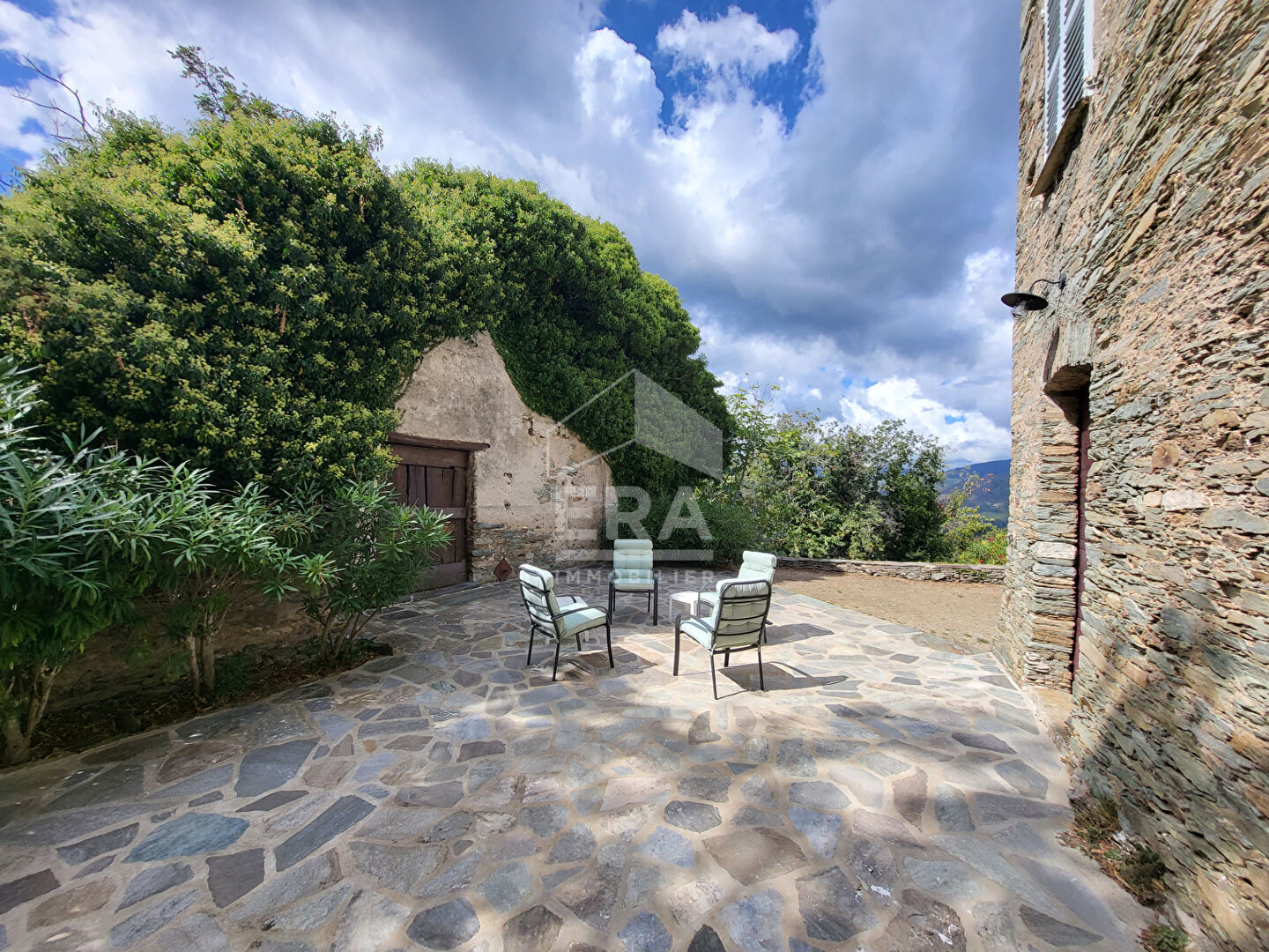 Appartement 5 pièces 100 m² · à Monte · 100 m² · 75 000 €