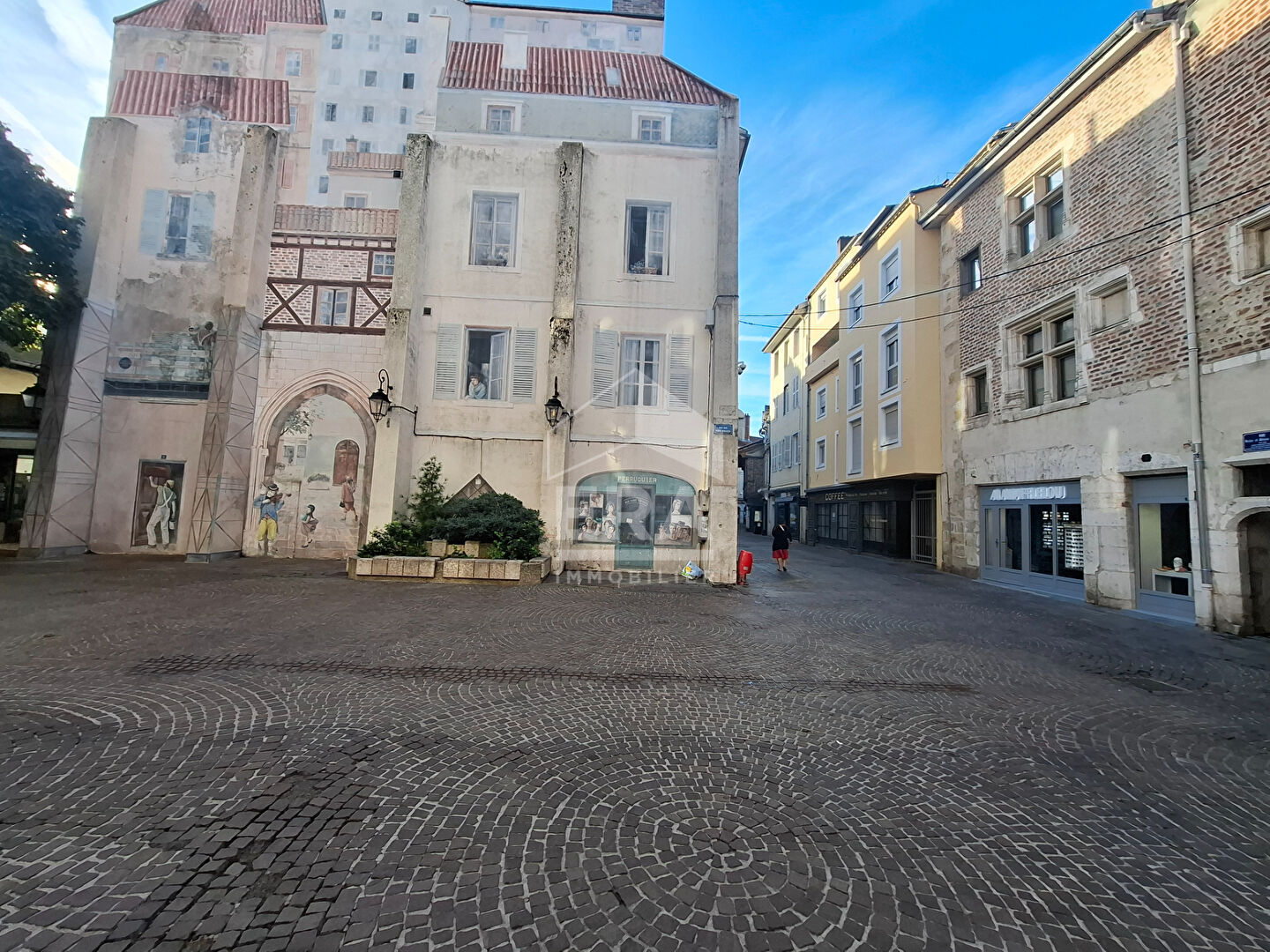 Appartement 3 pièces 70 m² · à Bourg-en-Bresse · 70 m² · 136 000 €