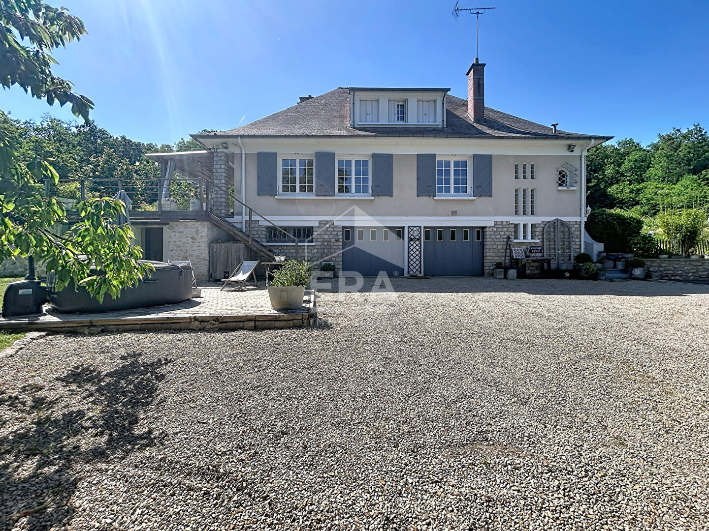 Maison 7 pièces 189 m² · à Saint-Cyr-la-Rivière · 189 m² · 424 000 €