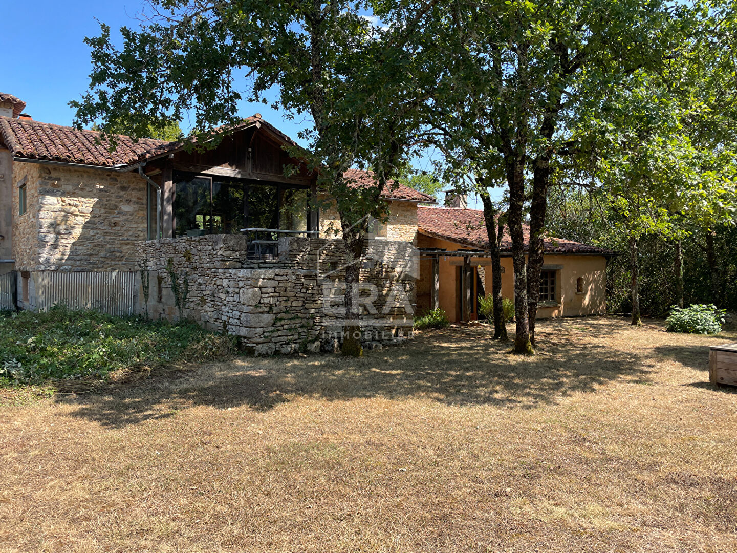 Maison 7 pièces 221 m² · à Brouchaud · 221 m² · 294 000 €
