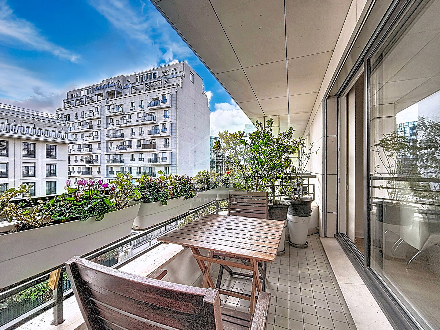 Appartement 3 pièces 74 m² · à Levallois-Perret · 74 m² · 719 000 €