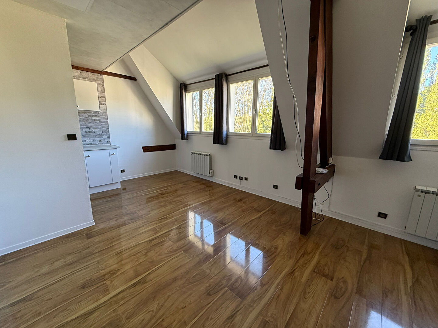 Open carousel