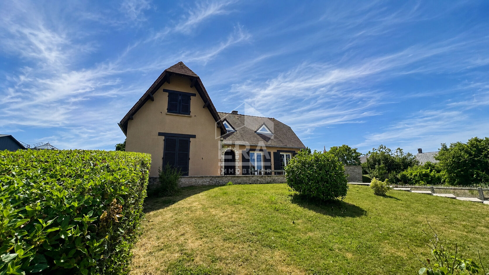 Maison 7 pièces 160 m² · à Chartres · 160 m² · 237 000 €