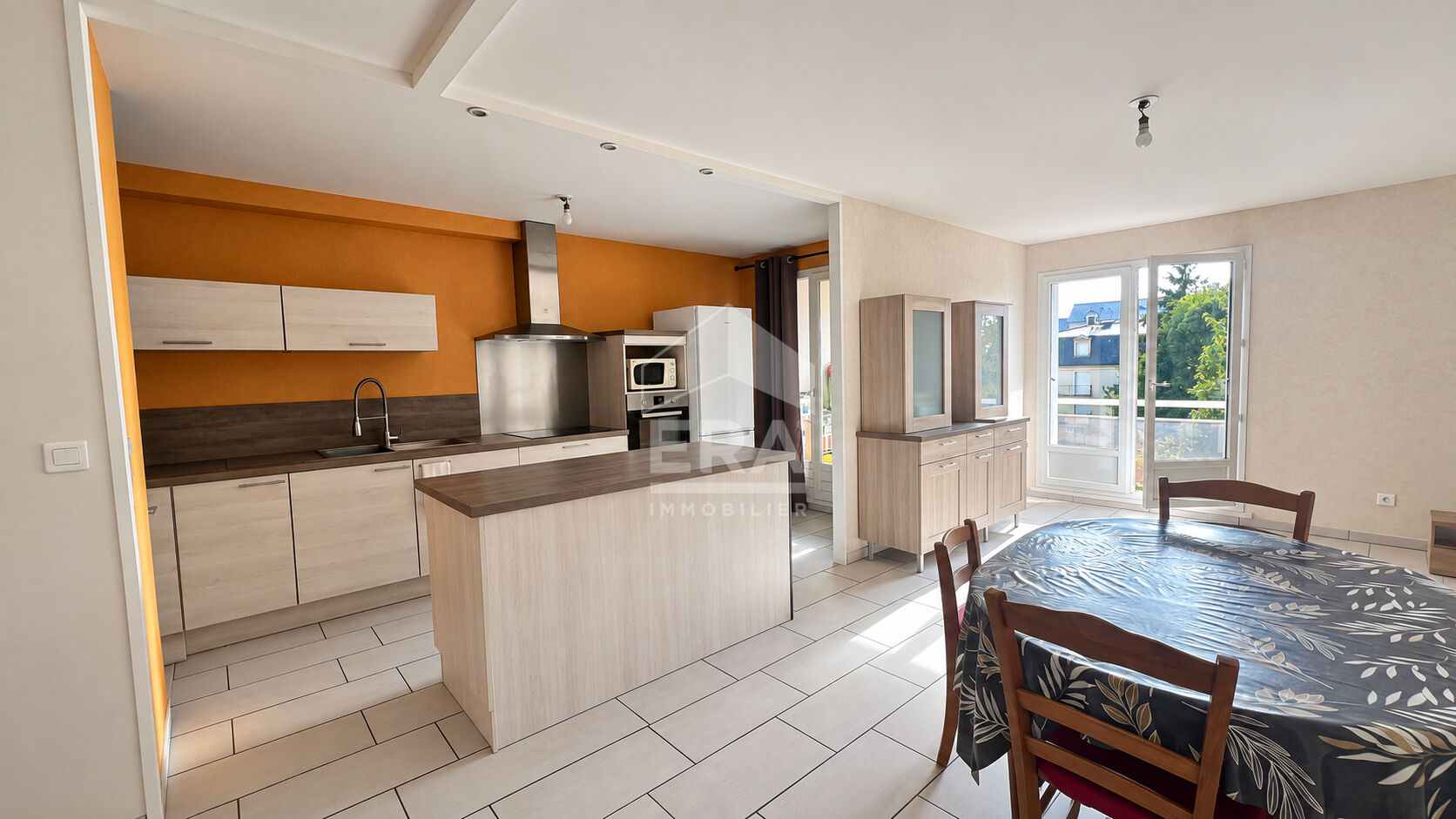 Appartement 3 pièces 65 m² · à Chartres · 65 m² · 158 000 €