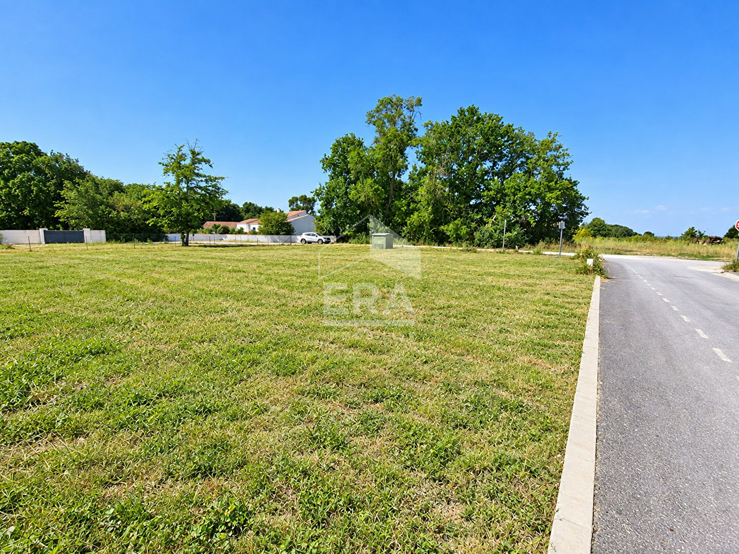 Terrain a batir - lotissement calme - 613m² - viabilisé · à Breuillet · 119 000 €