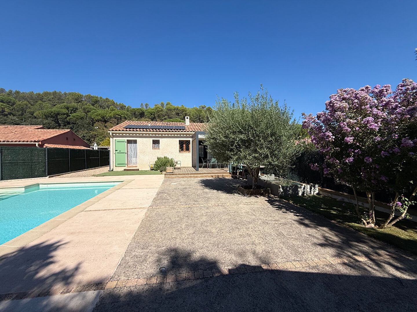 Maison 4 pièces 76 m² · à Tourves · 76 m² · 374 000 €
