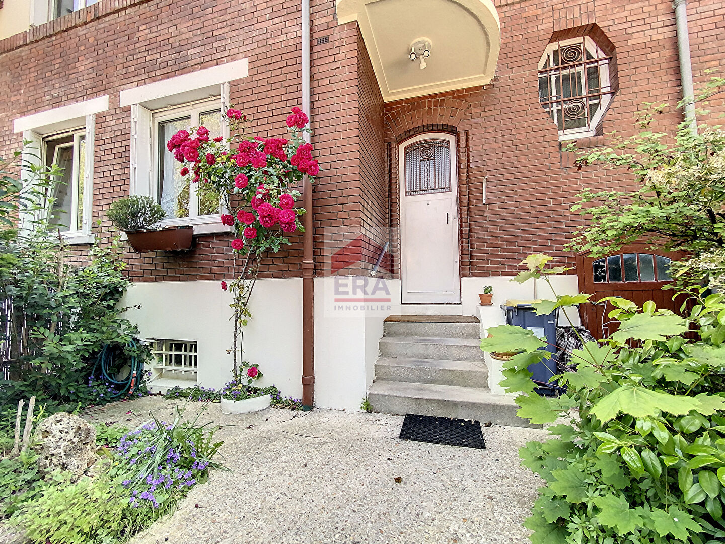 Maison 4 pièces 97 m² · à Suresnes · 97 m² · 650 000 €