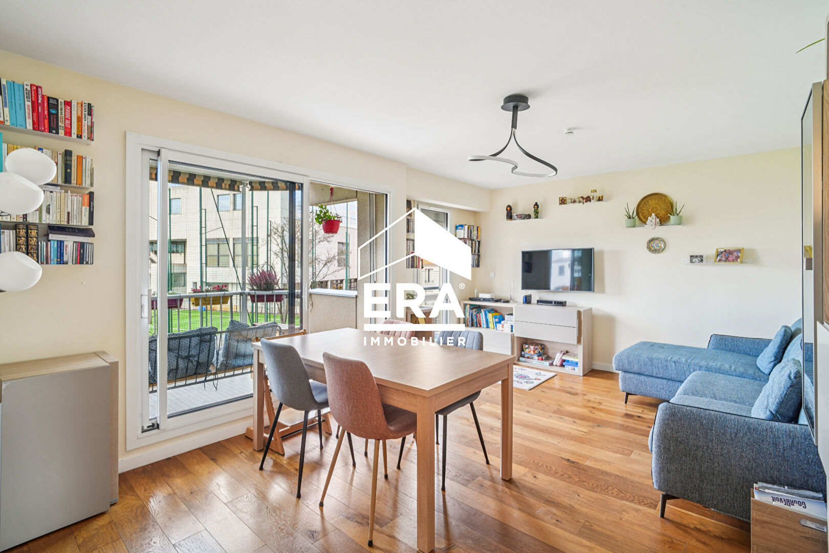 Appartement 4 pièces 85 m² · à Courbevoie · 85 m² · 550 000 €