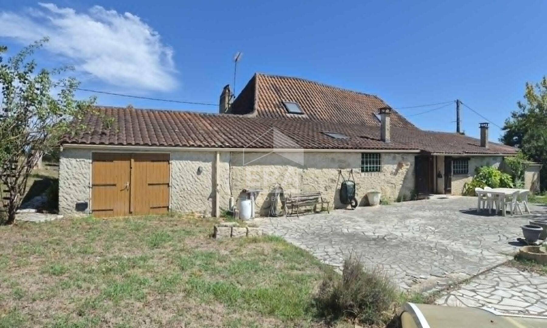 Maison 7 pièces 175 m² · à Saint-Rémy · 175 m² · 174 000 €