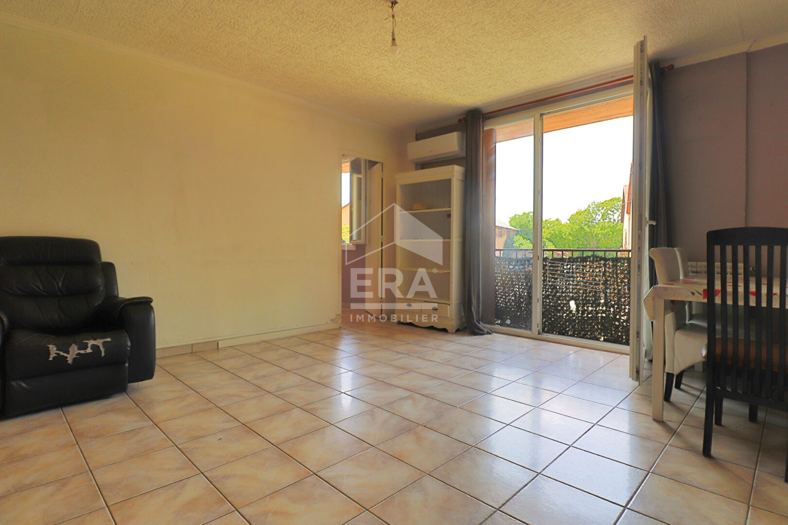 Appartement 4 pièces 71 m² · à Marseille · 71 m² · 120 000 €