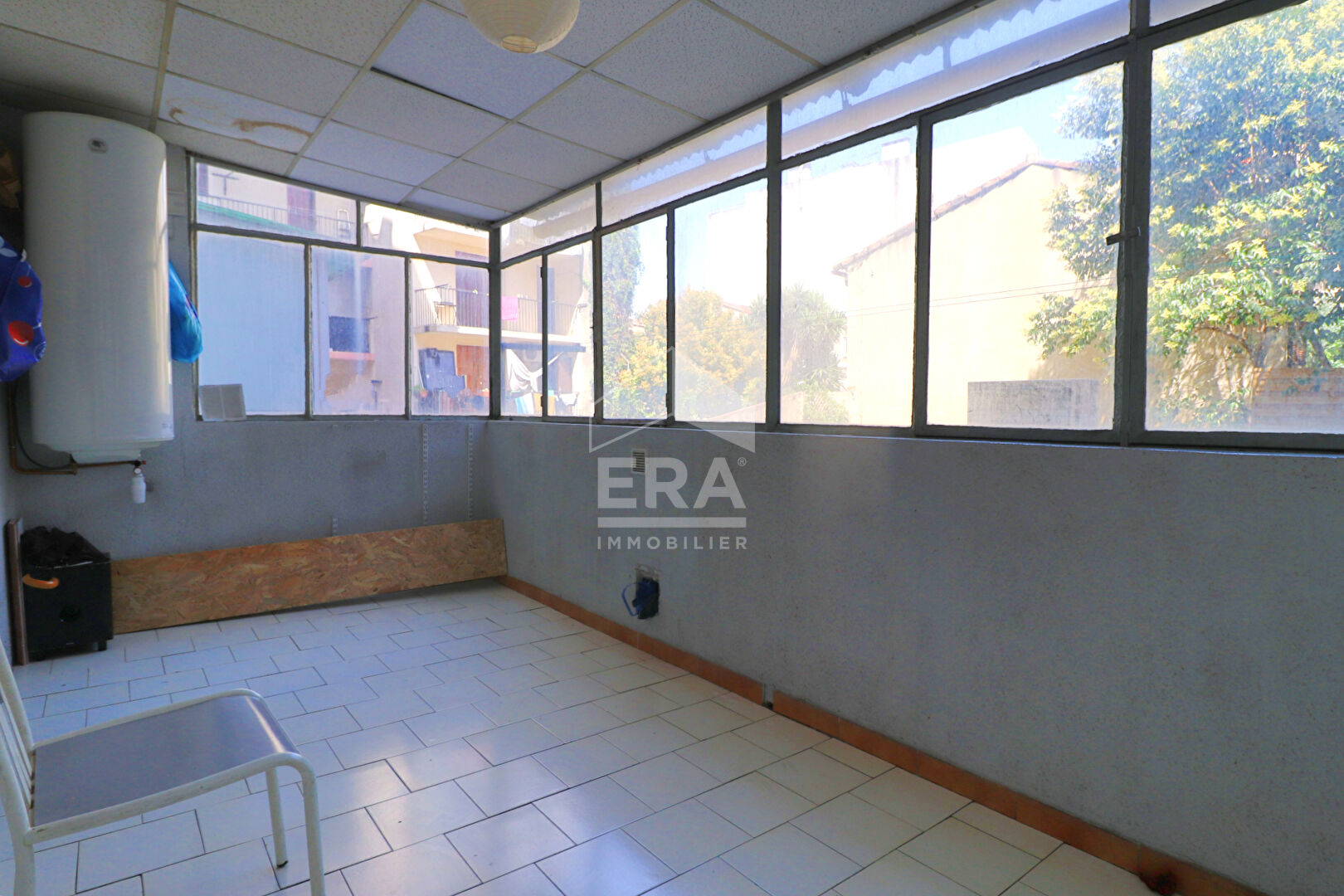 Appartement 4 pièces 71 m² · à Marseille · 71 m² · 120 000 €