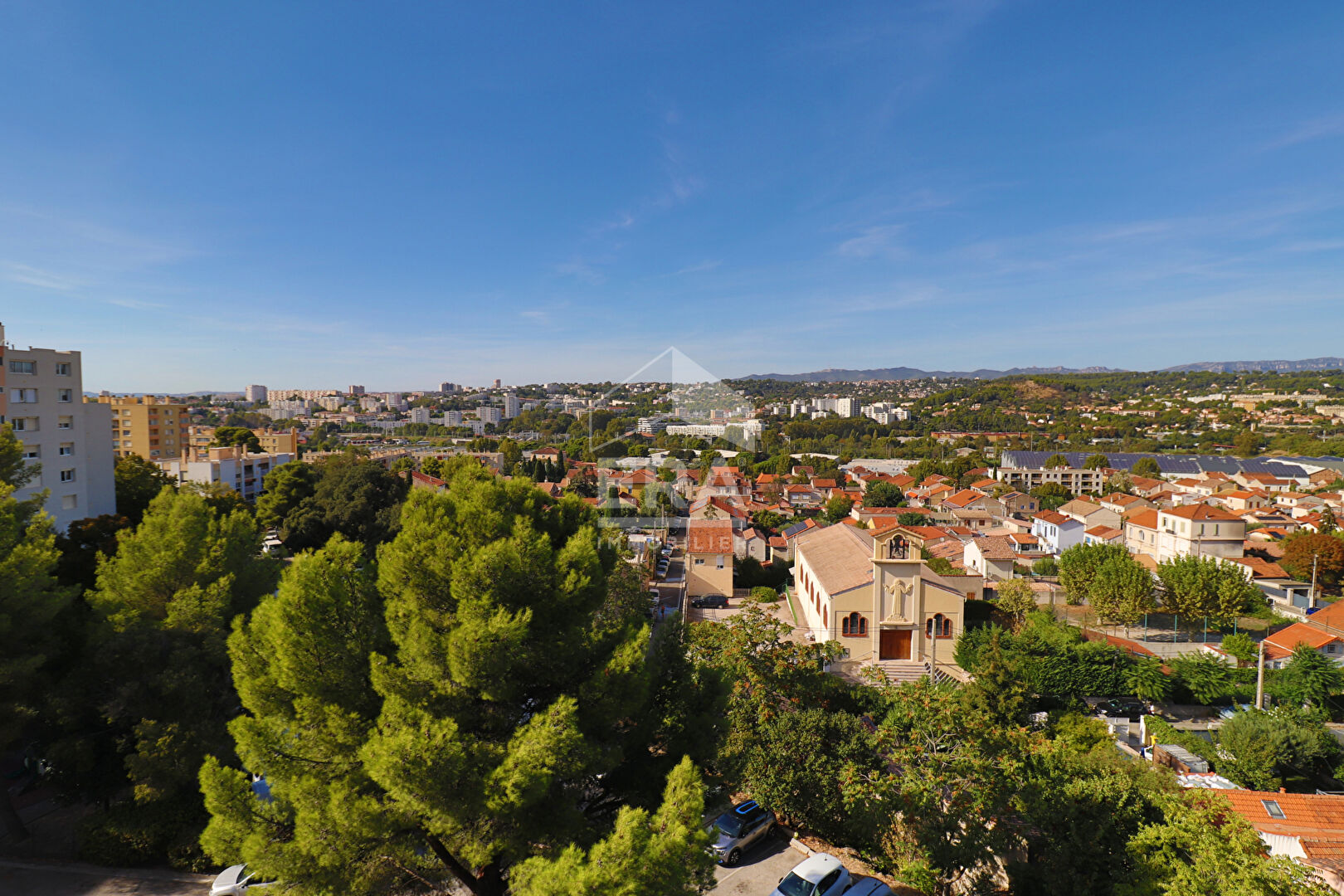 Appartement 3 pièces 75 m² · à Marseille · 75 m² · 185 000 €