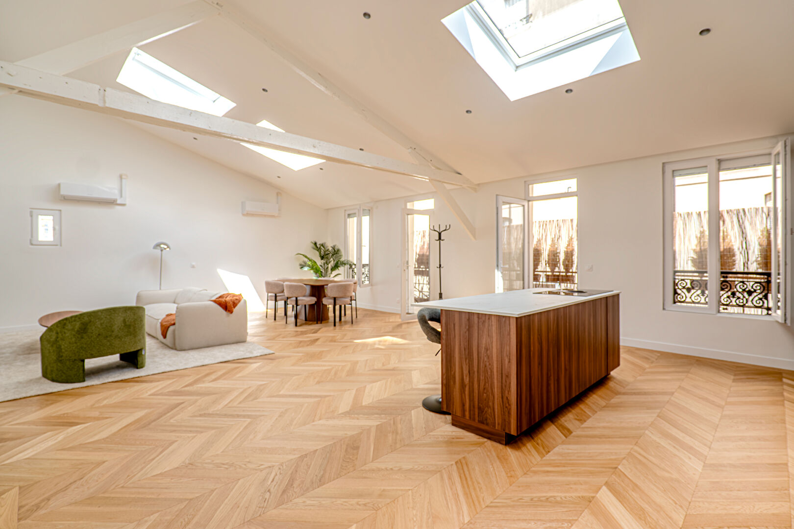 Appartement 4 pièces 118 m² · à Saint-Ouen-sur-Seine · 118 m² · 724 880 €
