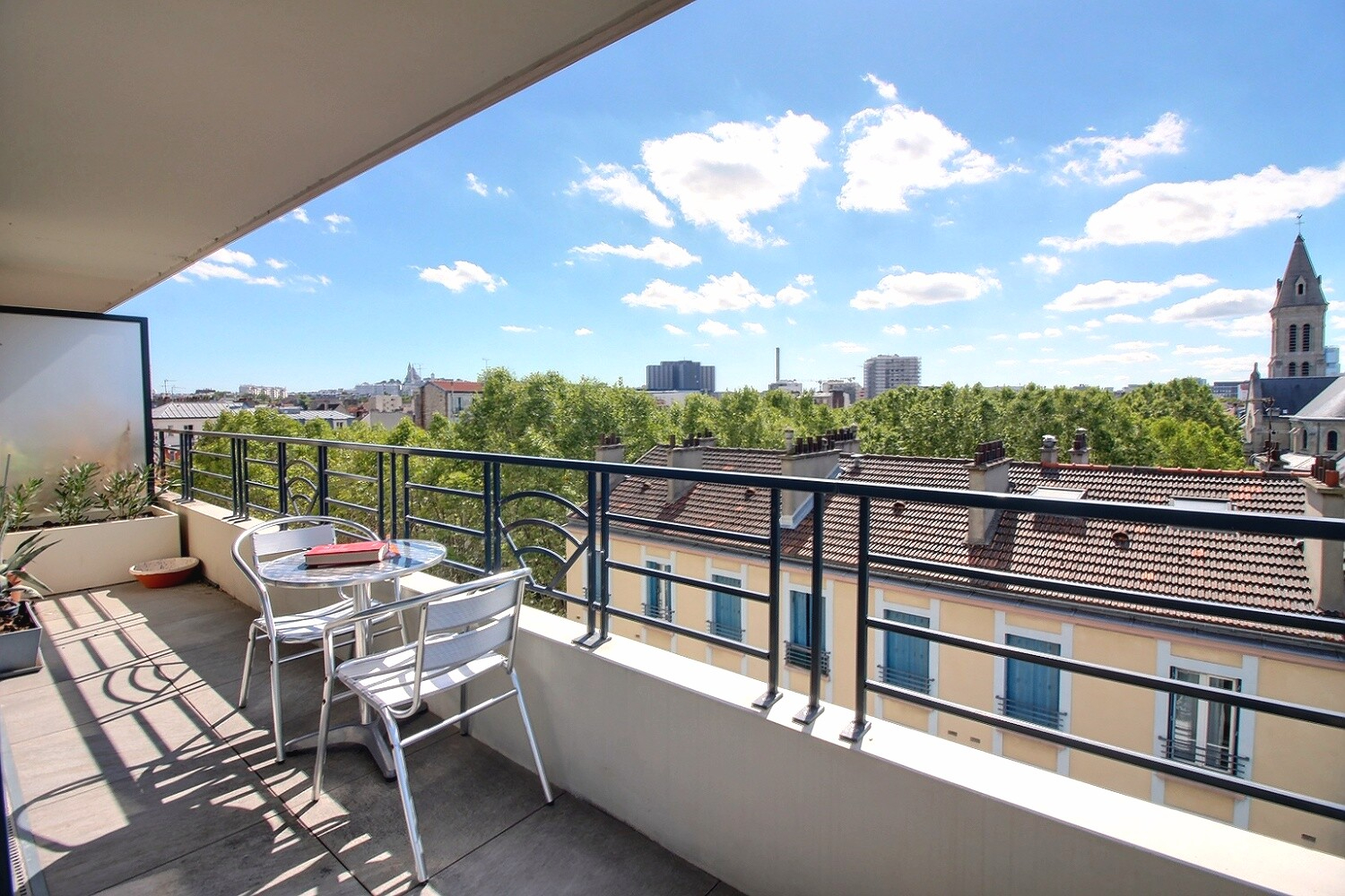 Appartement 4 pièces 80 m² · à Saint-Ouen-sur-Seine · 80 m² · 735 000 €