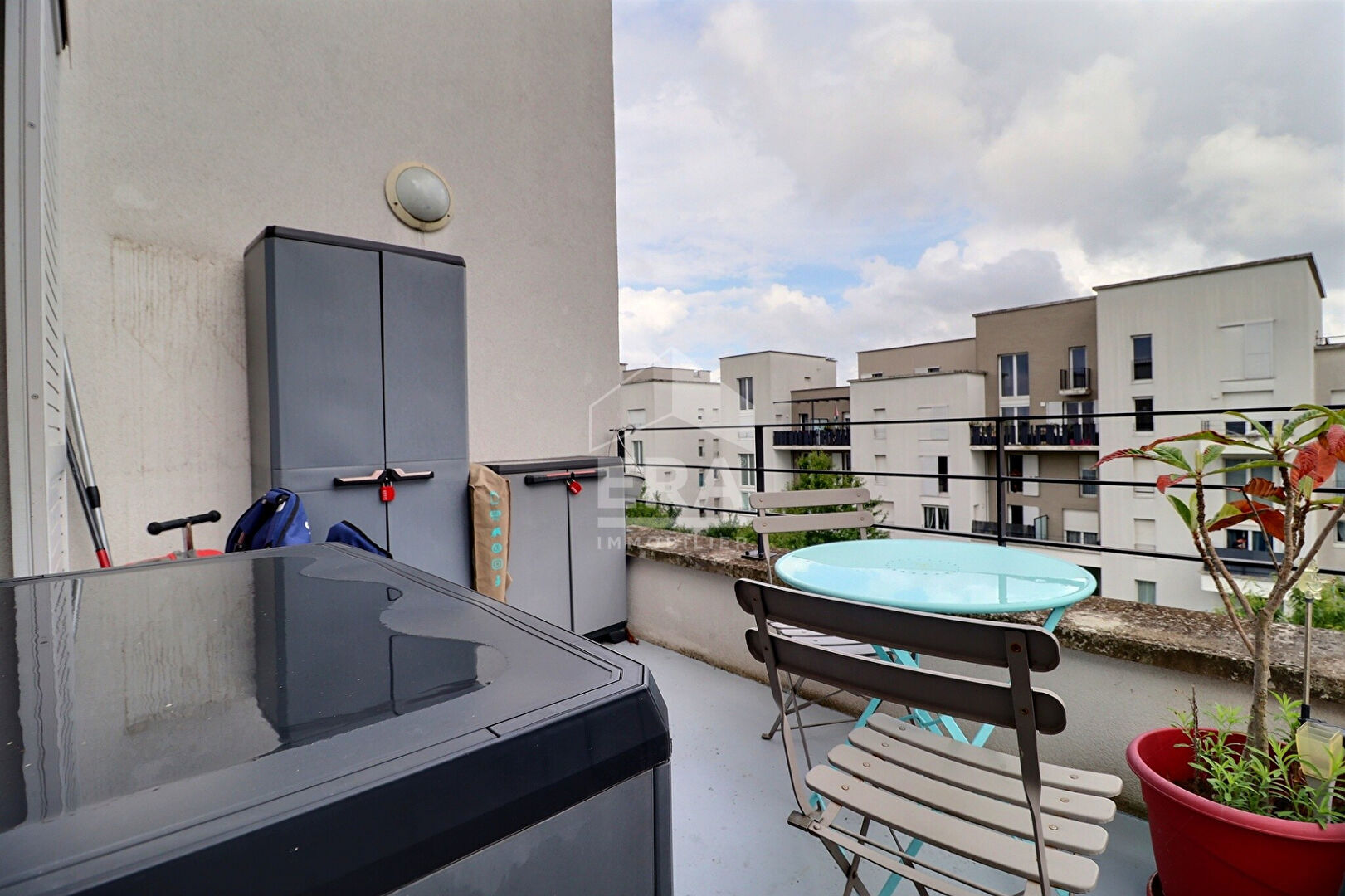 Appartement 3 pièces 55 m² · à Stains · 55 m² · 165 000 €