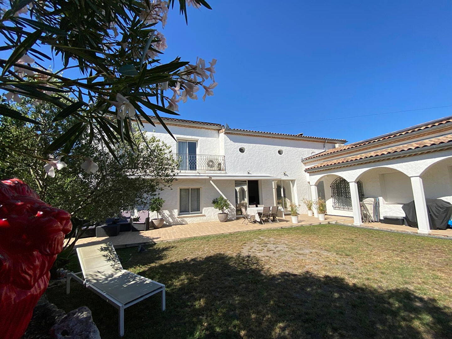 Maison 10 pièces 282 m² · à Mérignac · 282 m² · 1 097 100 €