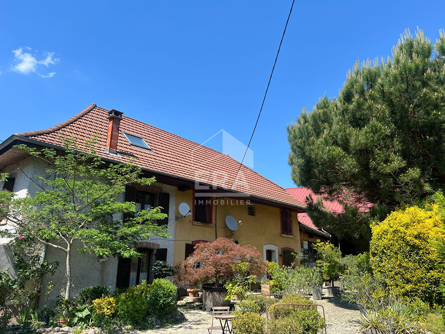 Maison 8 pièces 193 m² · à Charavines · 193 m² · 590 000 €