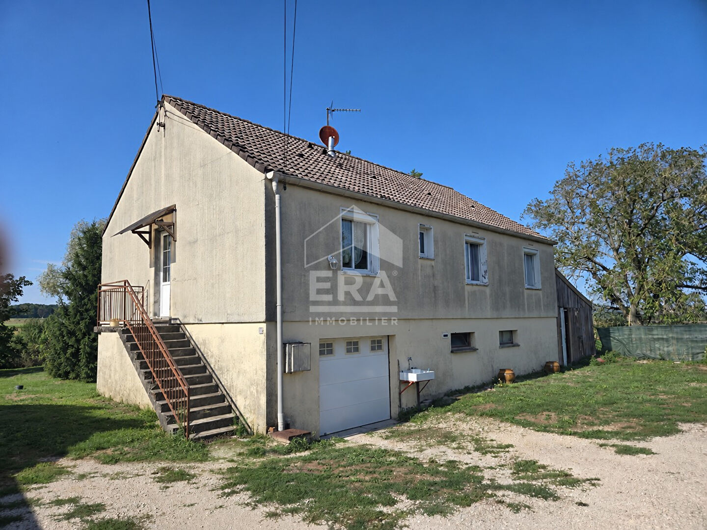 Maison 6 pièces 143 m² · à Vitreux · 143 m² · 182 800 €