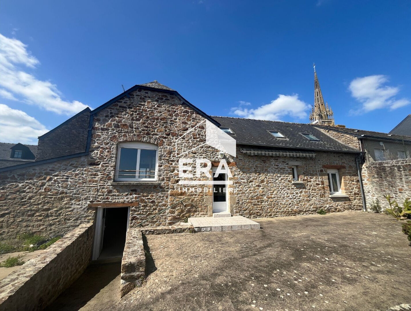 Maison 6 pièces 126 m² · à Le Pertre · 126 m² · 167 200 €