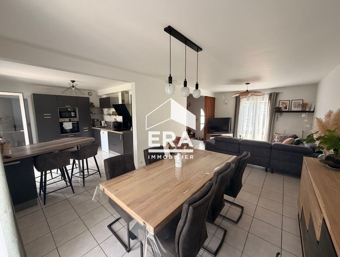 Maison 6 pièces 108 m² · à Étrelles · 108 m² · 261 250 €