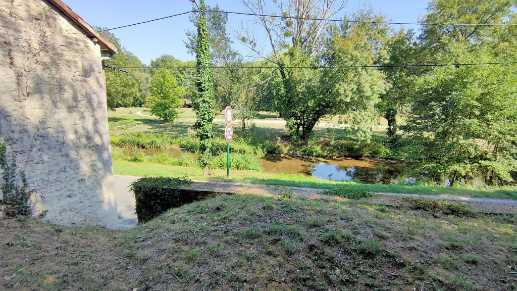 Maison 75 m² · à Civray · 75 m² · 25 000 €