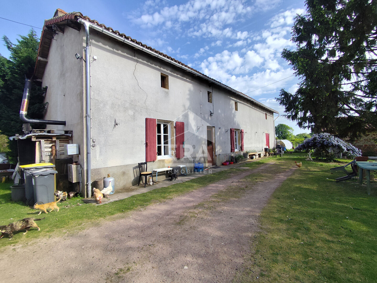Maison 5 pièces 117 m² · à Availles-Limouzine · 117 m² · 107 000 €