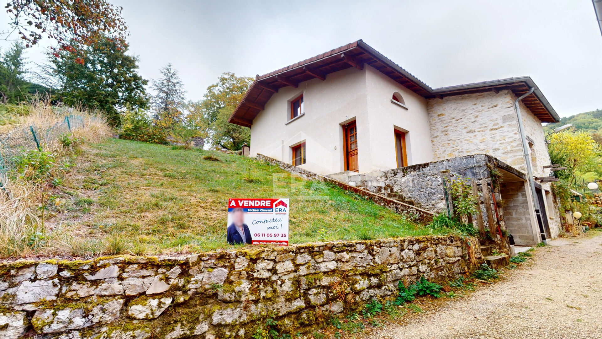 Maison 3 pièces 100 m² · à L'Abergement-de-Varey · 100 m² · 210 000 €
