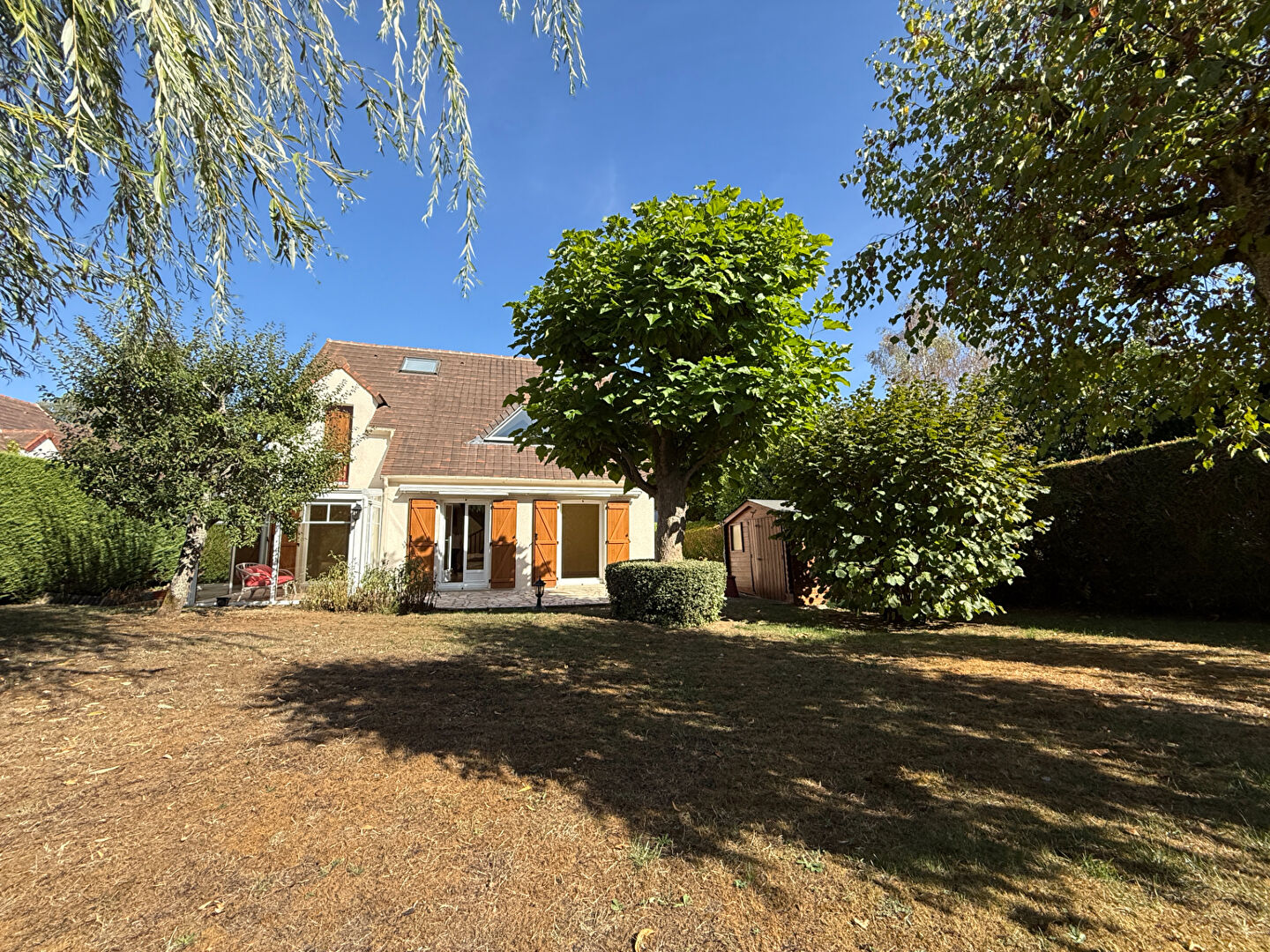 Maison 6 pièces 151 m² · à Lésigny · 151 m² · 482 000 €