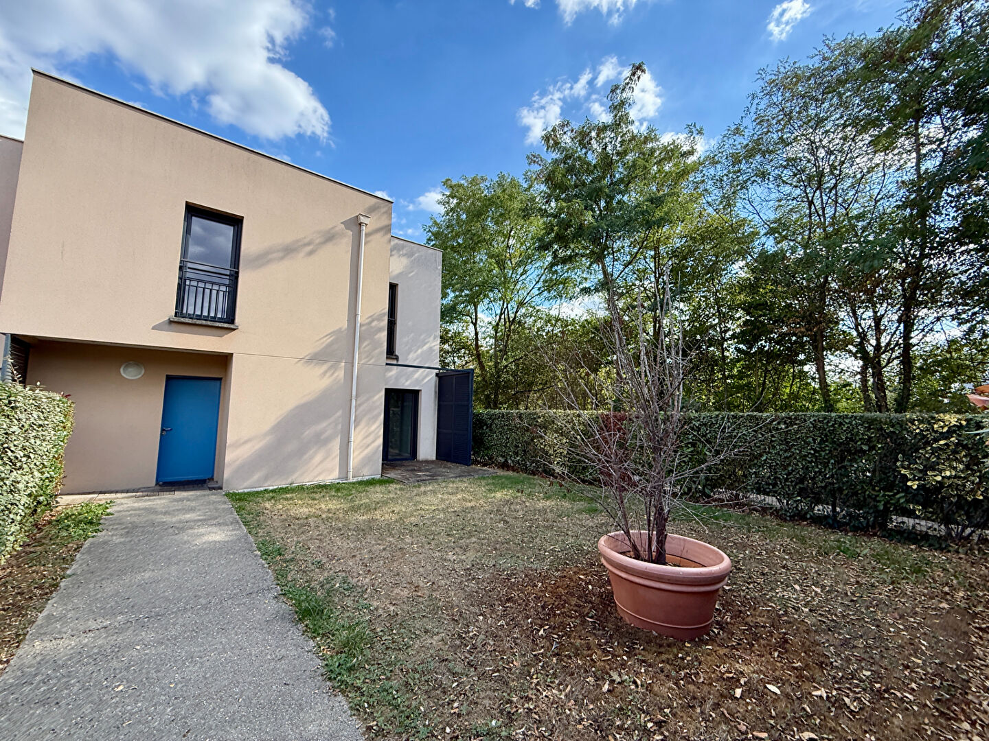 Maison 3 pièces 57 m² · à Émerainville · 57 m² · 260 000 €