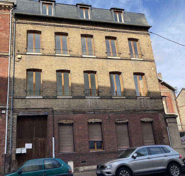 Immeuble 16 pièces 250 m² · à Elbeuf · 250 m² · 265 000 €