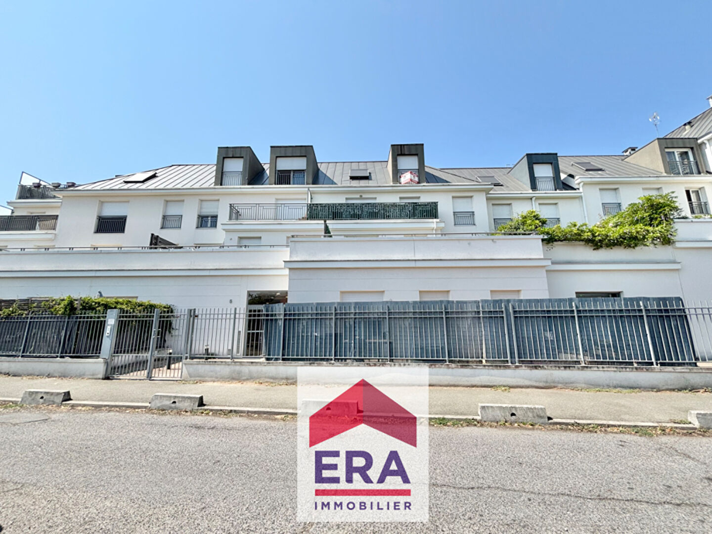 Appartement 1 pièce 43 m² · à Sartrouville · 43 m² · 175 000 €