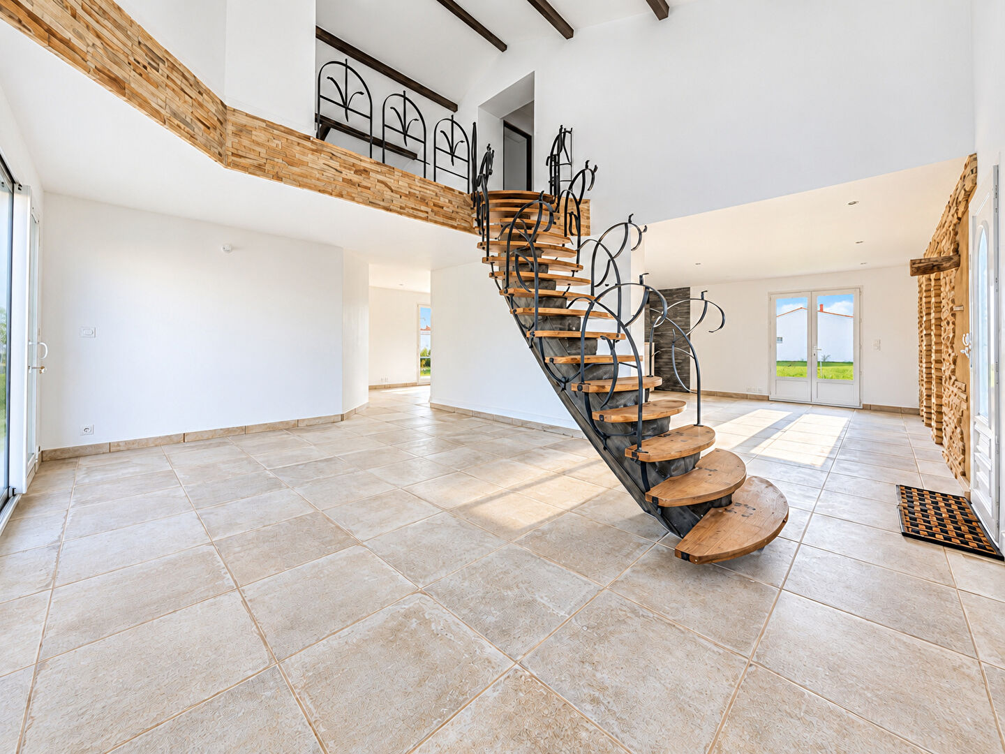 Maison 5 pièces 172 m² · à Échiré · 172 m² · 275 600 €