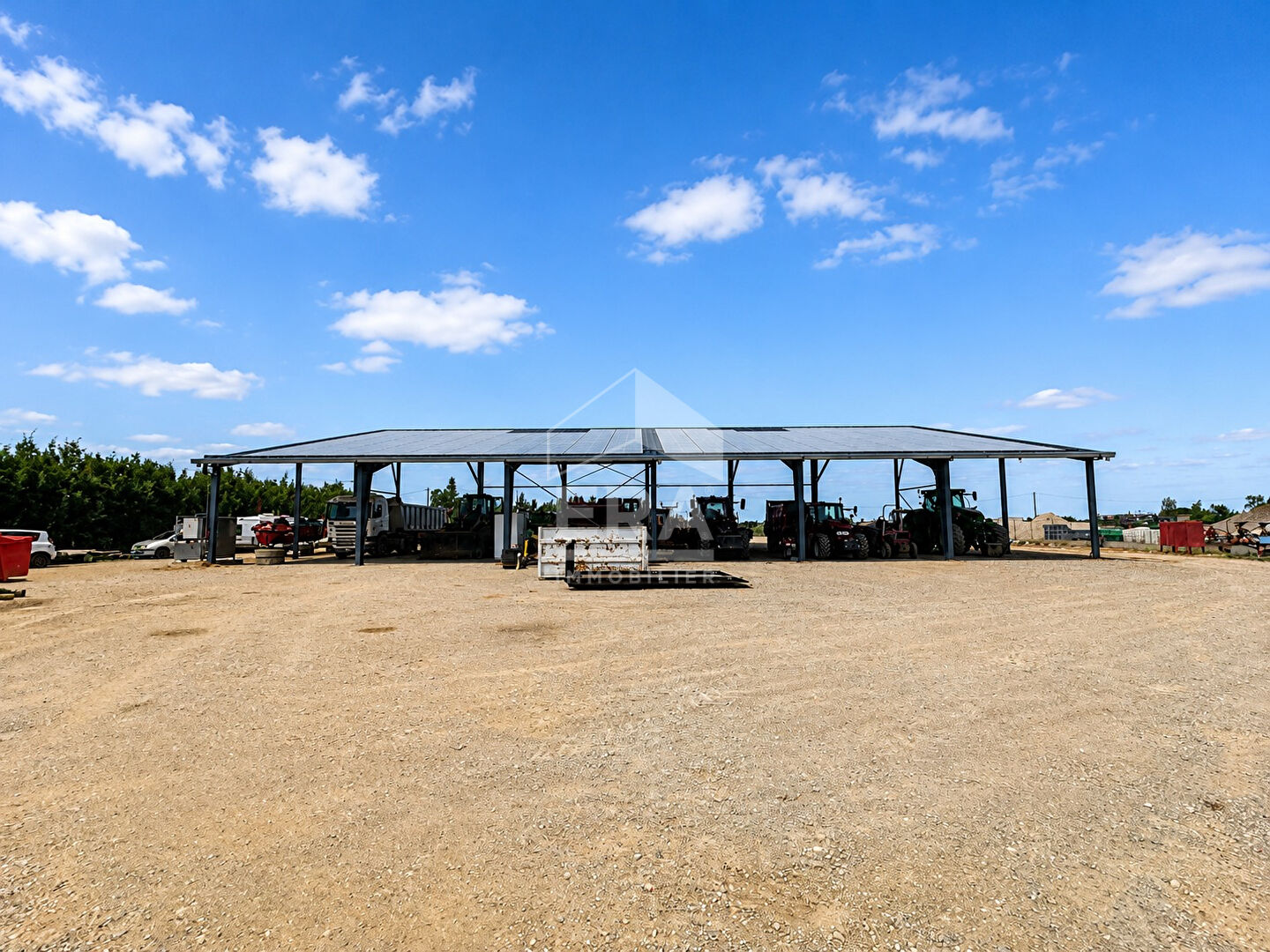 Open carousel
