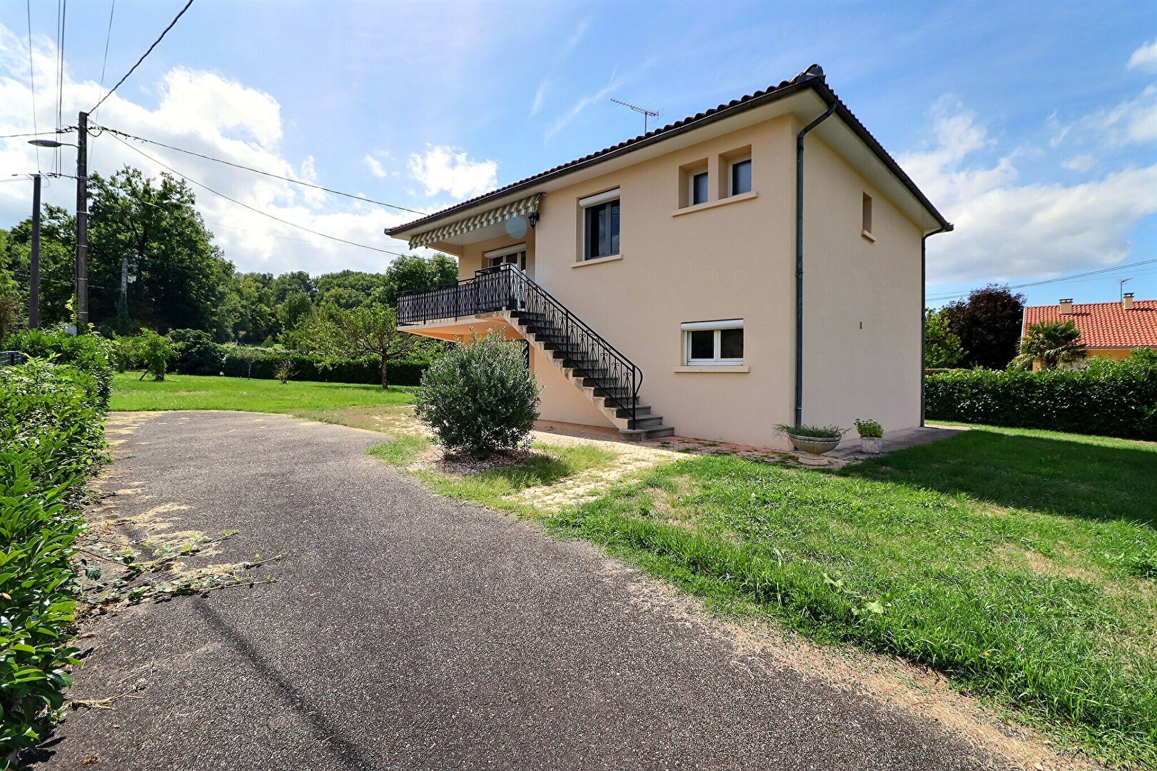 Maison 6 pièces 126 m² · à Toulonjac · 126 m² · 200 000 €