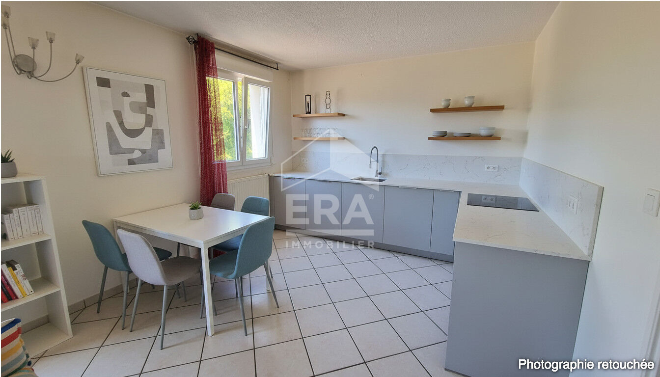Maison 9 pièces 216 m² · à L'Hôpital-du-Grosbois · 216 m² · 330 000 €