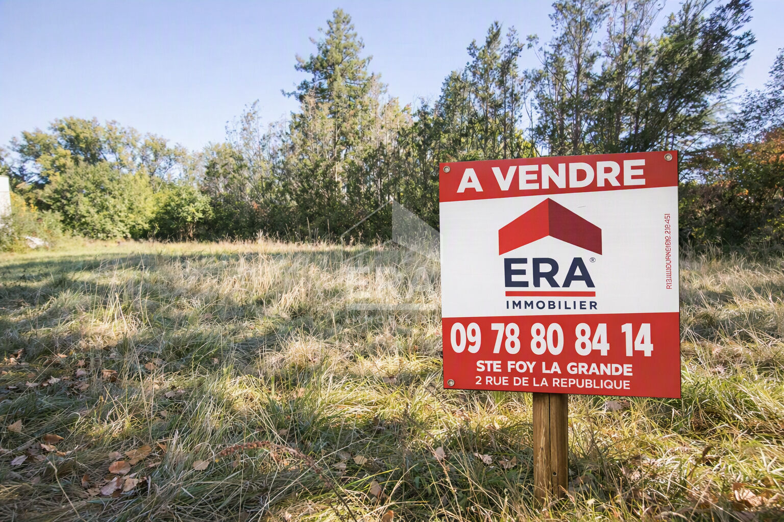 Terrain 1243 m² · à Pineuilh · 28 500 €
