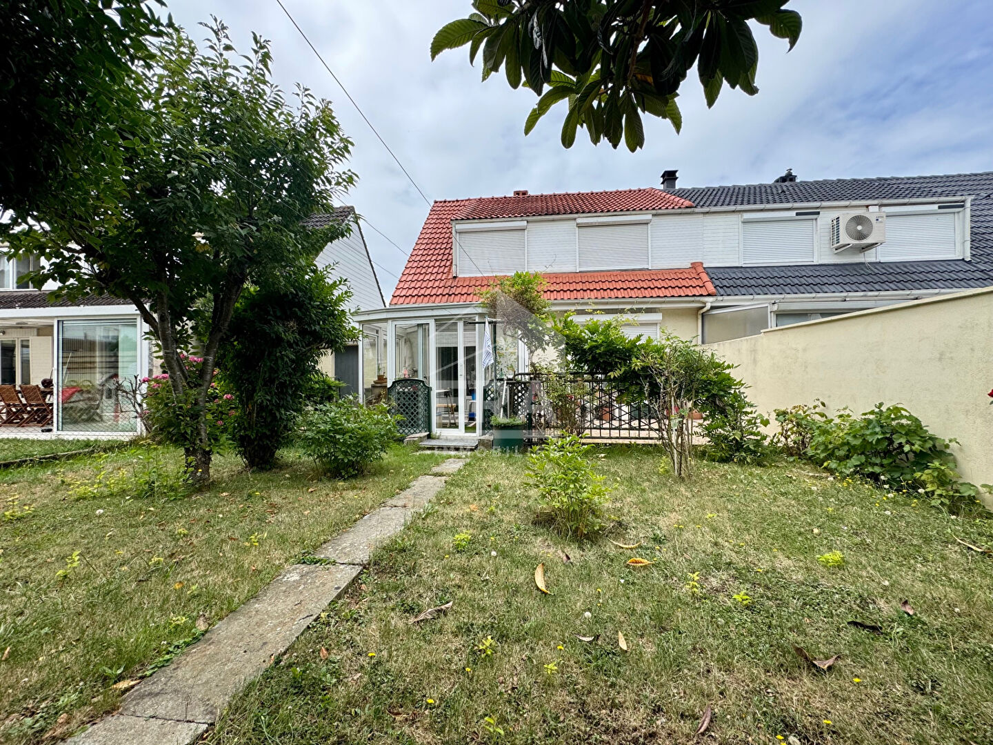 Maison a louer savigny-le-temple - 4 pièce(s) - 85 m2 - Surfyn