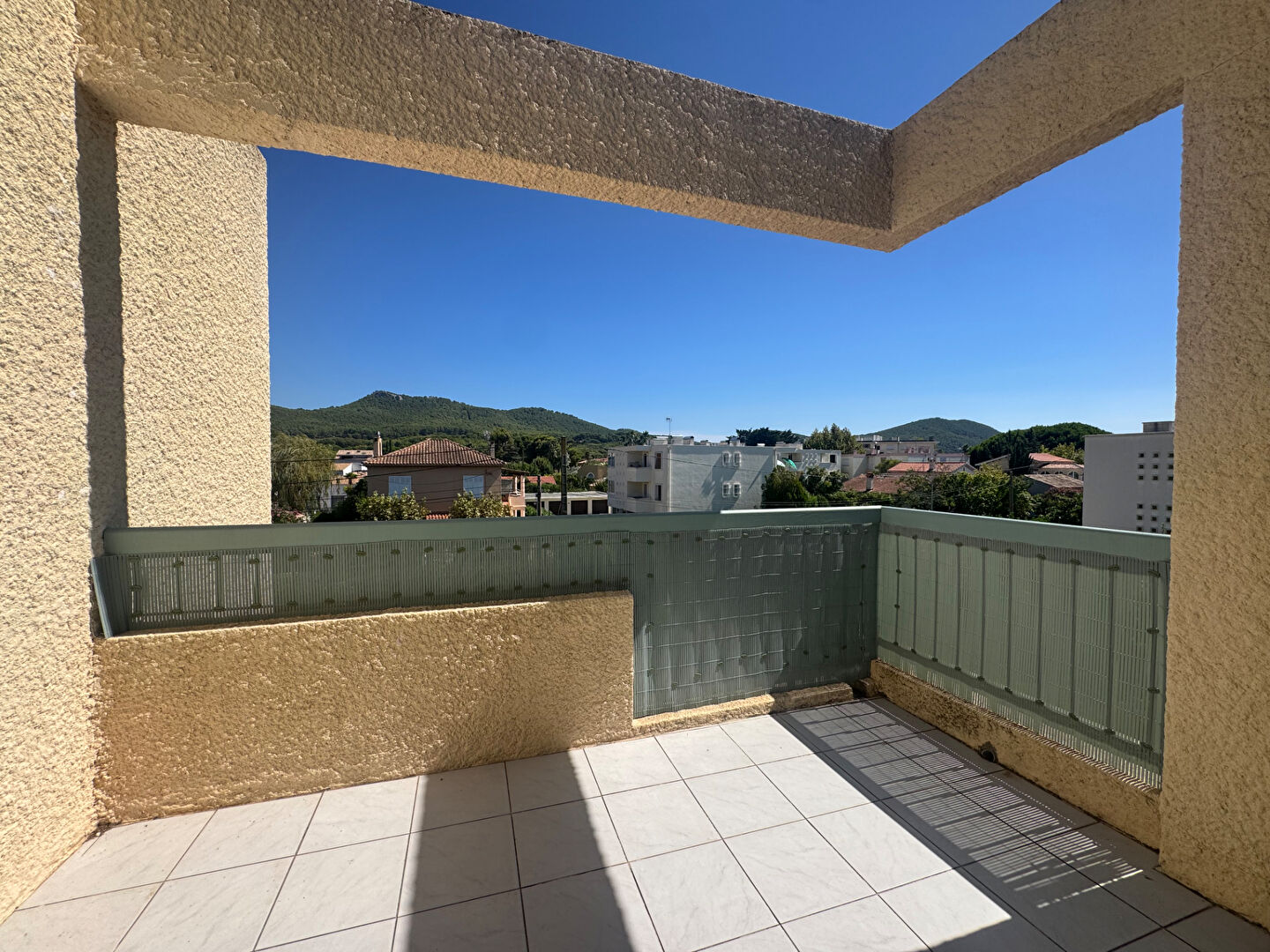 Appartement 3 pièces 52 m² · à Saint-Cyr-sur-Mer · 52 m² · 325 000 €