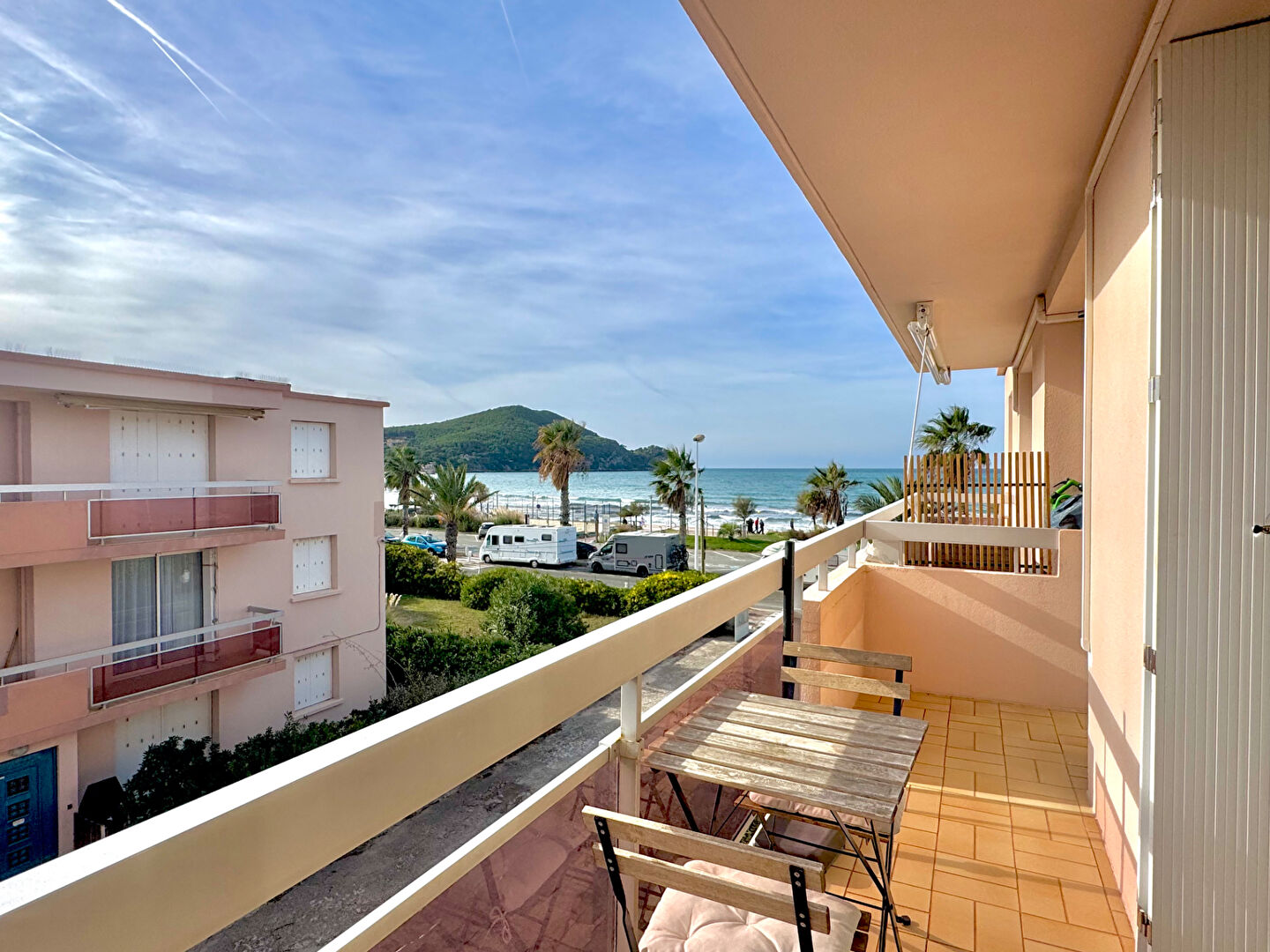 Appartement 2 pièces 26 m² · à Saint-Cyr-sur-Mer · 26 m² · 254 400 €