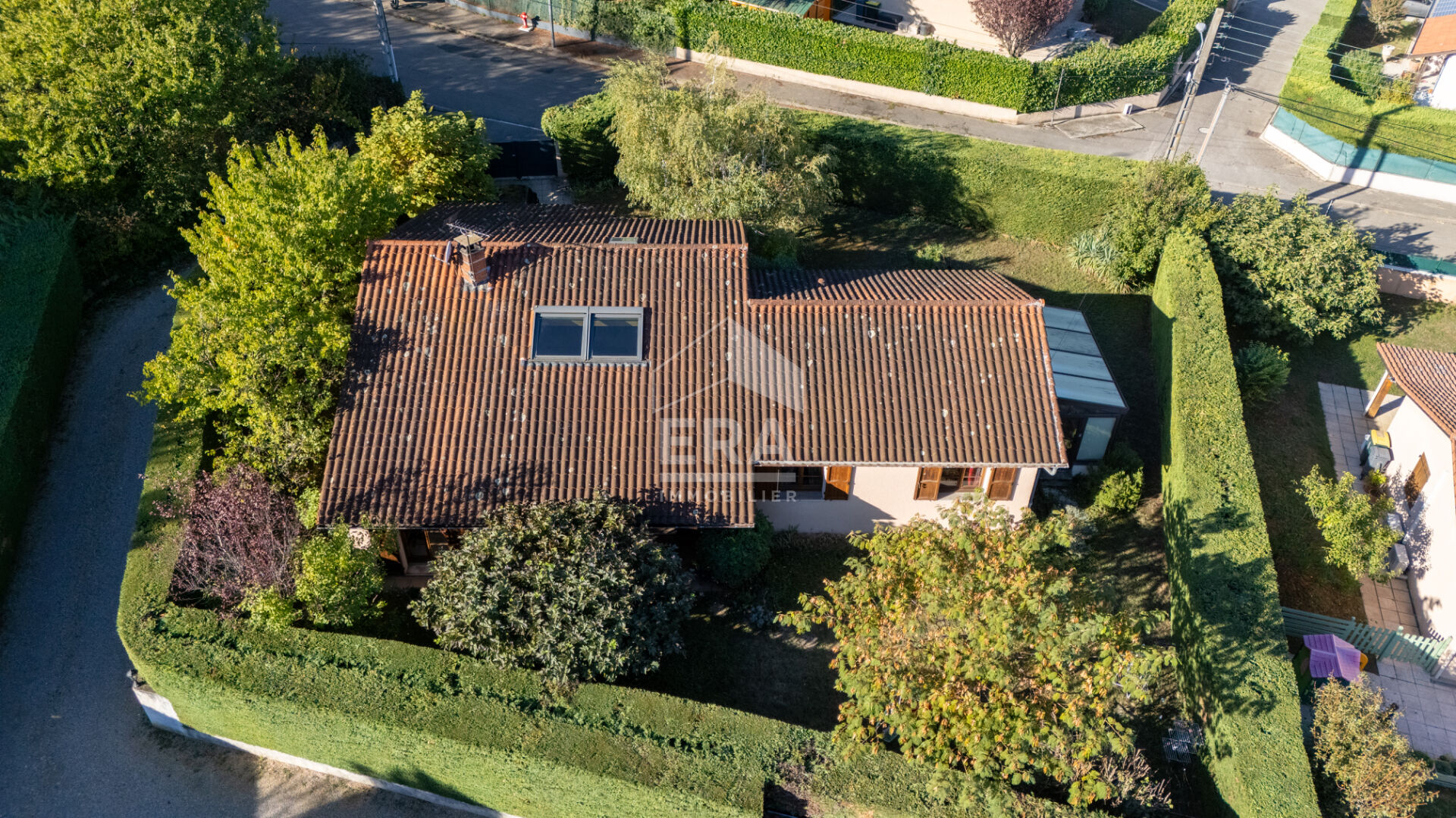 Maison 5 pièces 120 m² · à Saint-Genis-Laval · 120 m² · 469 000 €