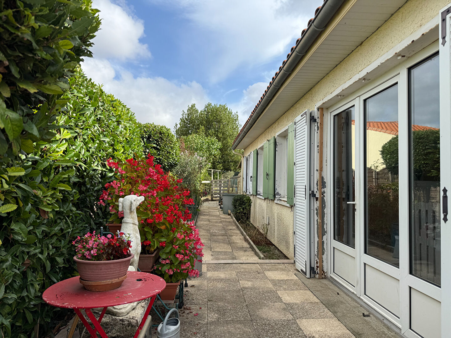 Maison 4 pièces 93 m² · à Muron · 93 m² · 185 000 €