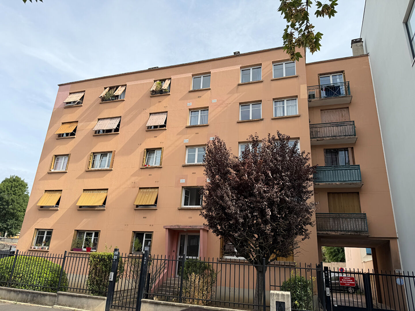 Appartement 3 pièces 54 m² · à Montreuil · 54 m² · 195 000 €