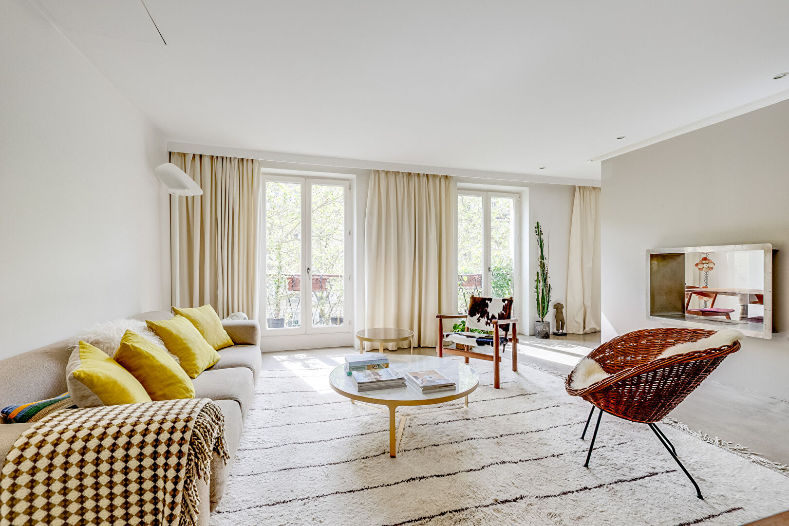 Appartement 8 pièces 131 m² · à Paris · 131 m² · 1 395 000 €