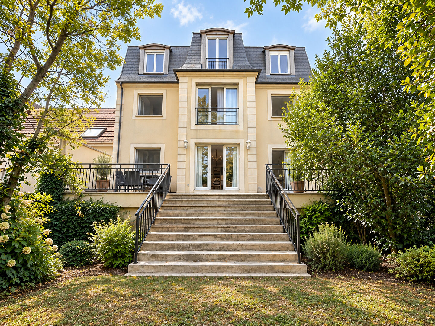 Maison 7 pièces 166 m² · à Antony · 166 m² · 729 000 €