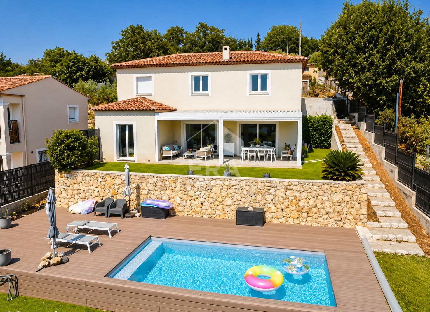 Maison 4 pièces 151 m² · à La Gaude · 151 m² · 850 000 €