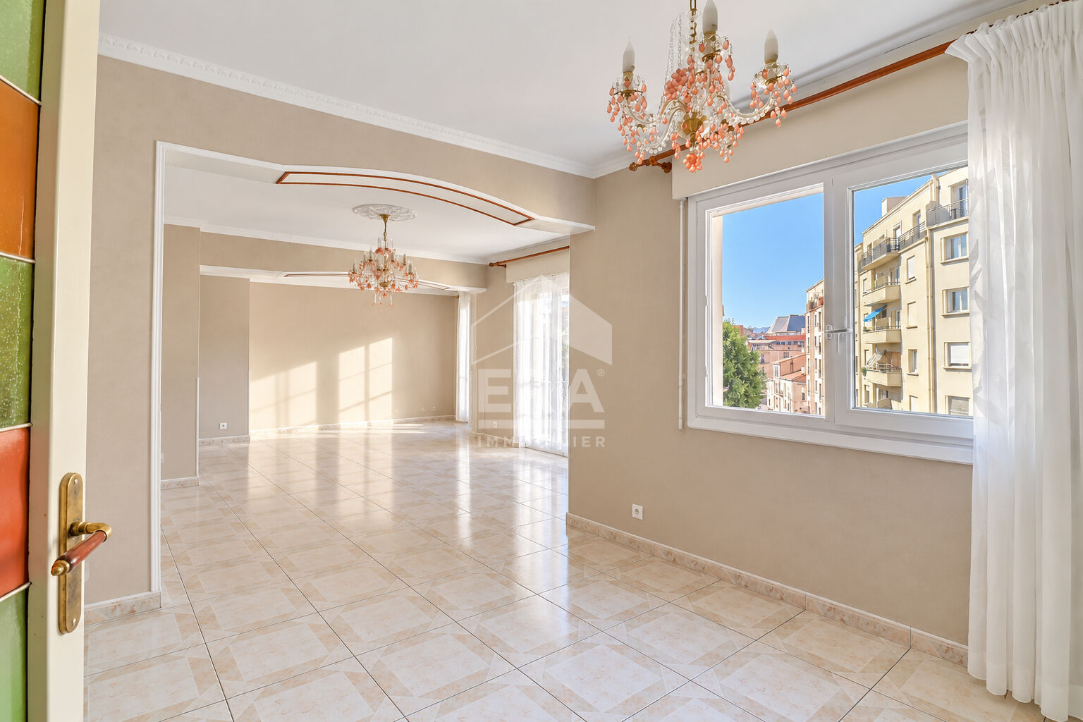 Appartement 4 pièces 121 m² · à Marseille · 121 m² · 335 000 €