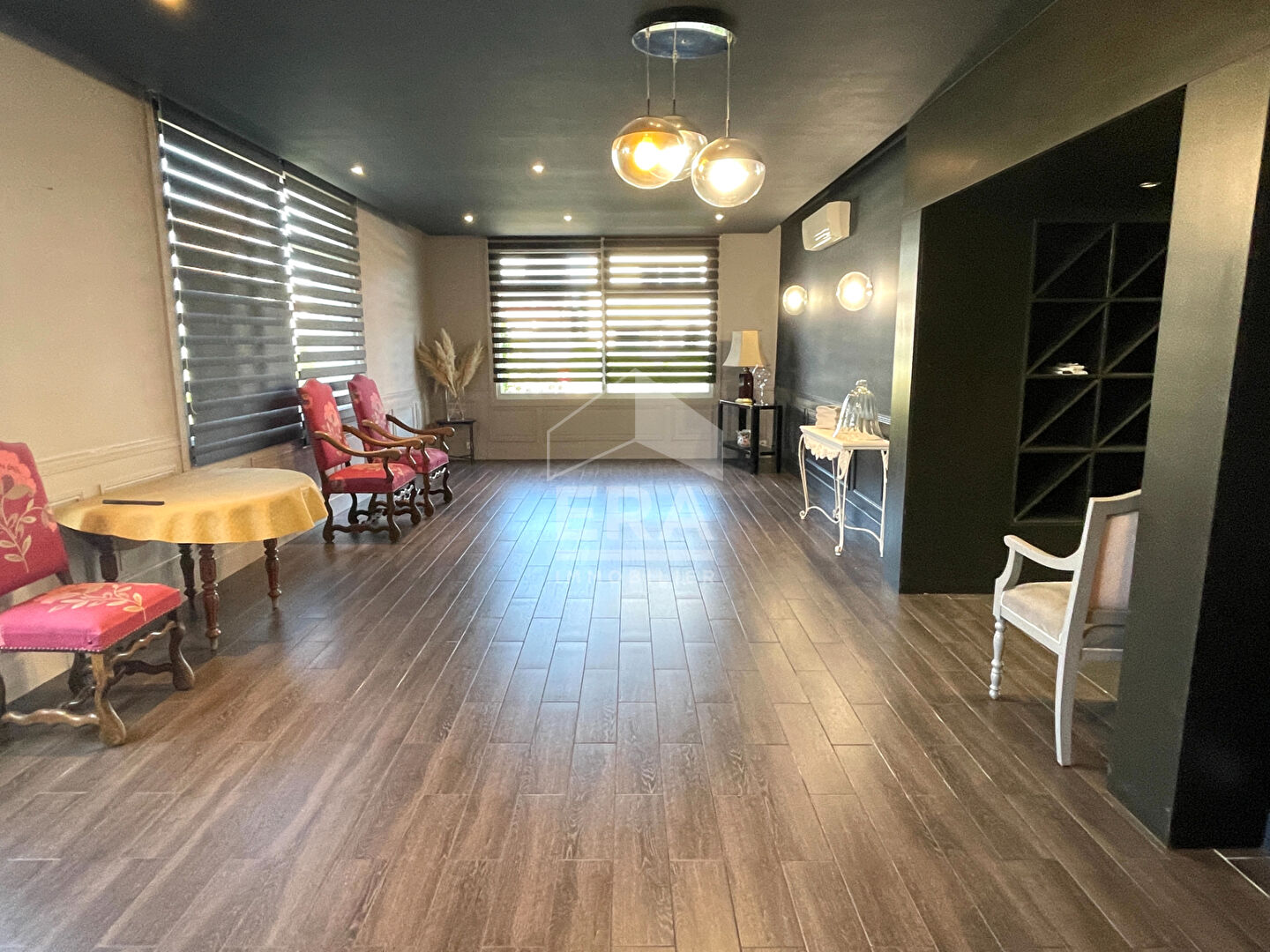 Maison 8 pièces 420 m² · à Téteghem-Coudekerque-Village · 420 m² · 414 750 €
