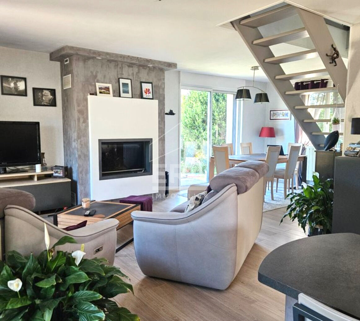 Maison 5 pièces 94 m² · à Épinay-sur-Odon · 94 m² · 280 900 €