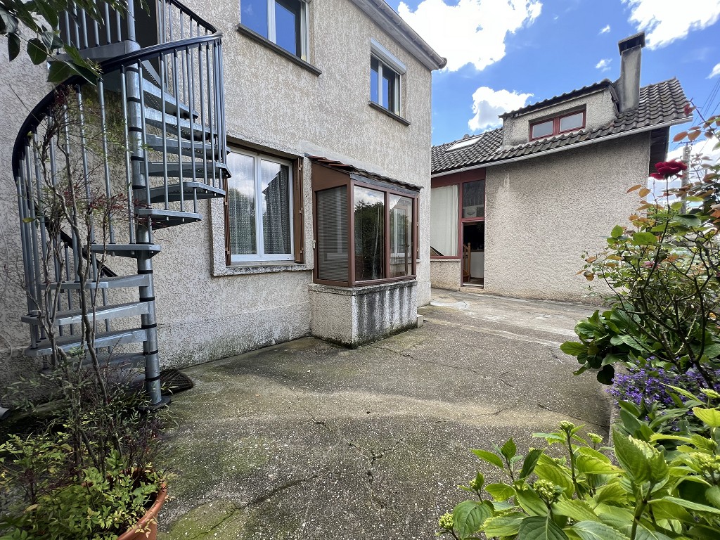 Immeuble 7 pièces 164 m² · à Bonneuil-sur-Marne · 164 m² · 450 000 €