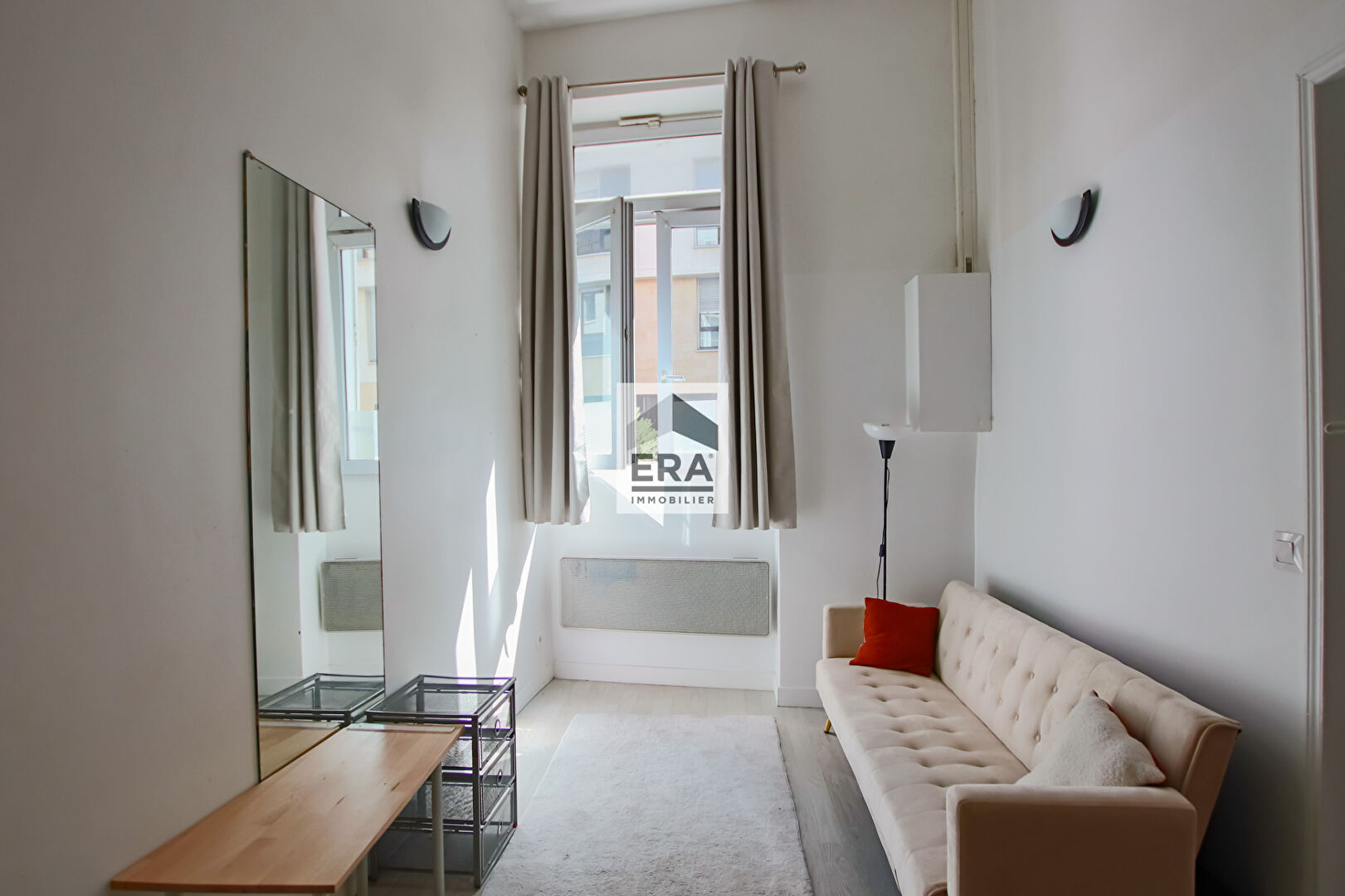 Appartement 1 pièce 24 m² · à Paris · 24 m² · 265 000 €
